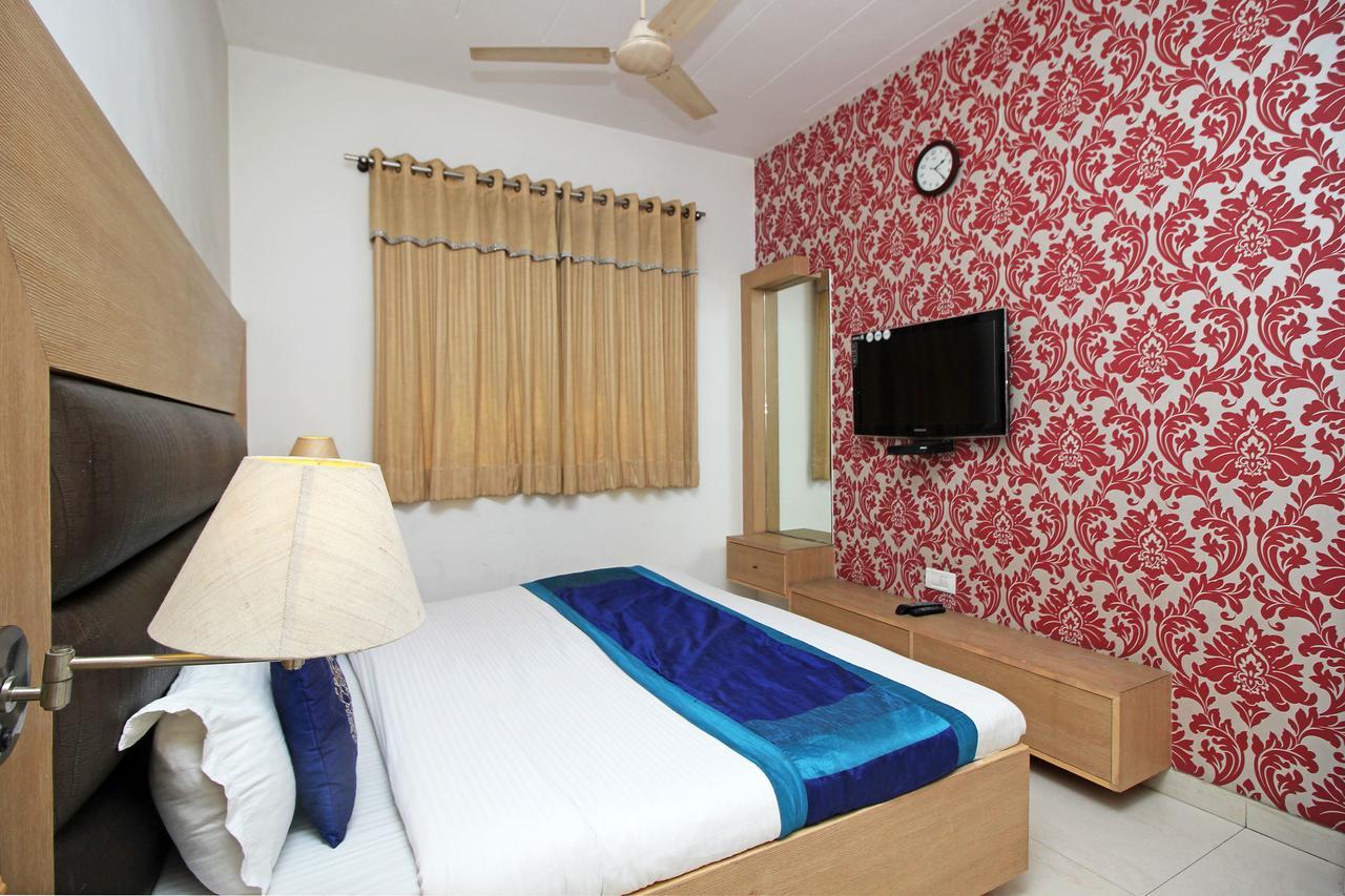 Hotel Arina New Delhi